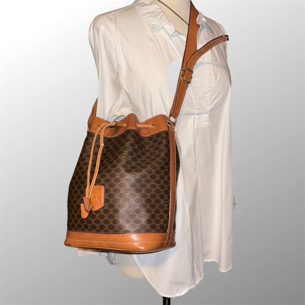 Celine Sac Seau Bucket Drawstring Bag with side pocket /With Dust Bag - Picture 3 of 17